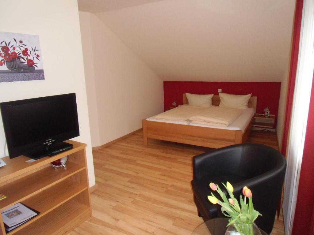 Gasthof Zum Goldenen Lamm Wettelsheim Kamer foto