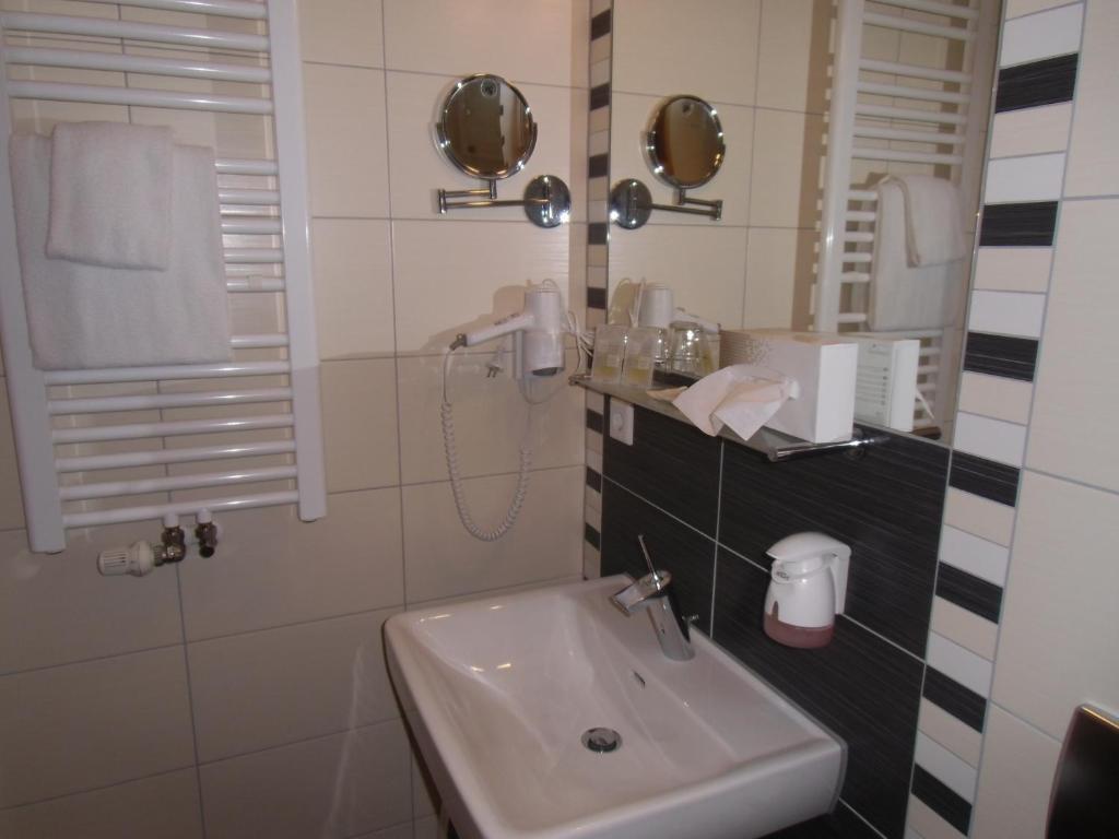 Gasthof Zum Goldenen Lamm Wettelsheim Kamer foto