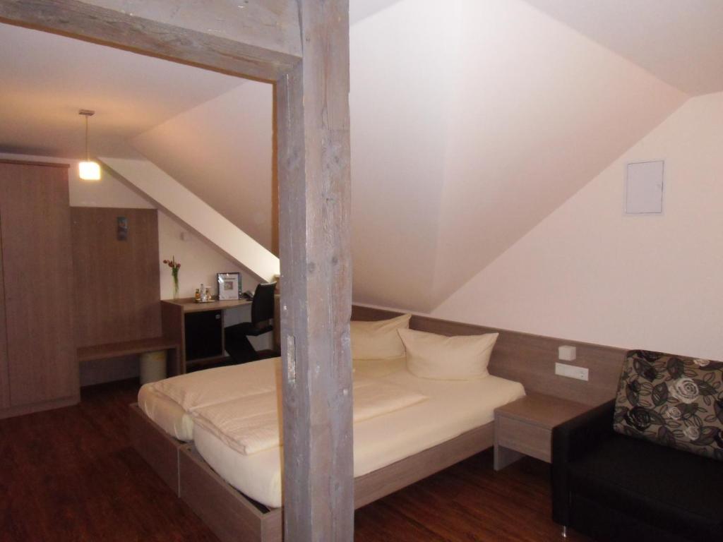 Gasthof Zum Goldenen Lamm Wettelsheim Kamer foto